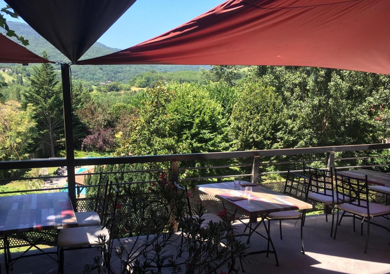 Logis Hotel Restaurant Le Castel Fleuri แซงต์-ฌอง-ออง-รัวยองส์ ภายนอก รูปภาพ